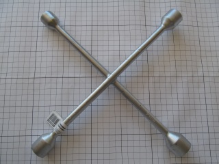 Ключ баллонный крестовой 17-19-21-23 мм (Индия)